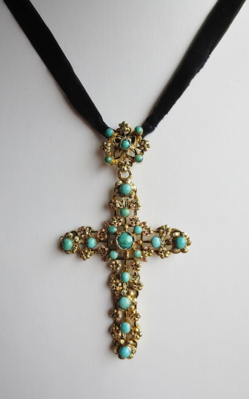 Croix en vermeil, XIXe siècle.