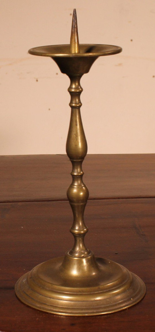 Coppia di piccoli candelieri in bronzo - XVIII secolo