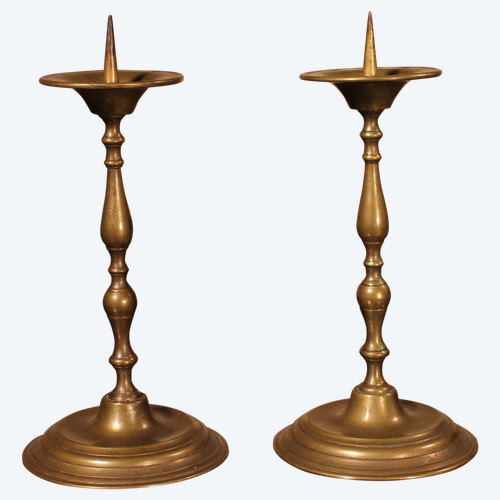 Coppia di piccoli candelieri in bronzo - XVIII secolo