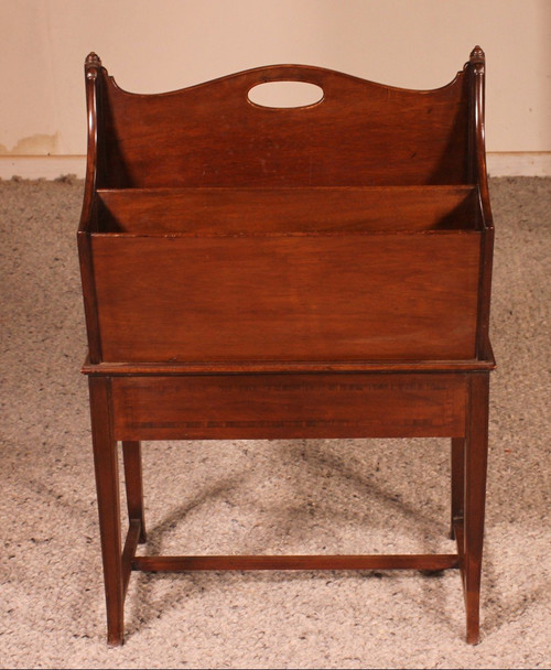Mahagoni-Zeitungsständer aus der Edwardianischen Zeit, Said Canterburry