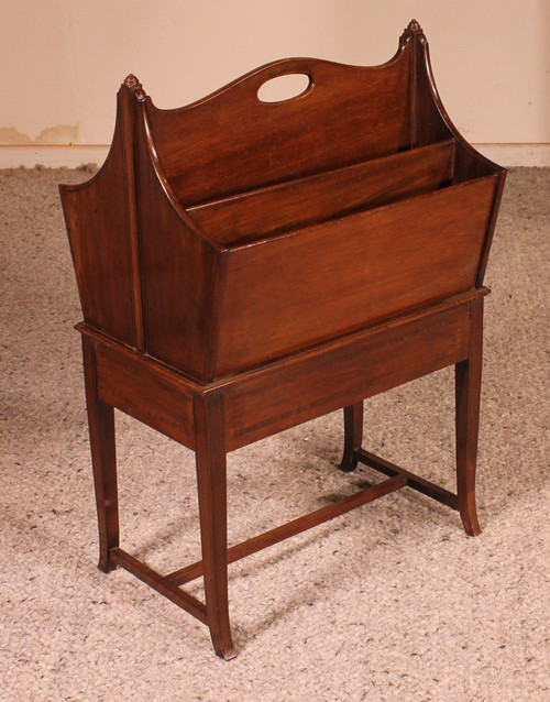 Mahagoni-Zeitungsständer aus der Edwardianischen Zeit, Said Canterburry