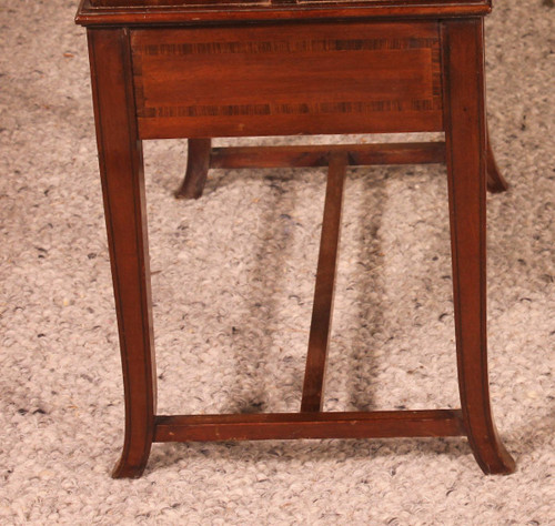 Mahagoni-Zeitungsständer aus der Edwardianischen Zeit, Said Canterburry