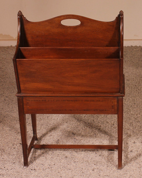 Mahagoni-Zeitungsständer aus der Edwardianischen Zeit, Said Canterburry