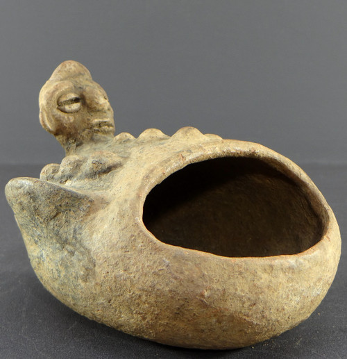 Nigéria, Peuple Izi, Première Moitié Du XXème Siècle, Coupe En Terre Cuite Anthropo-zoomorphe.