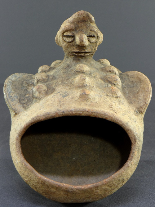 Nigéria, Peuple Izi, Première Moitié Du XXème Siècle, Coupe En Terre Cuite Anthropo-zoomorphe.
