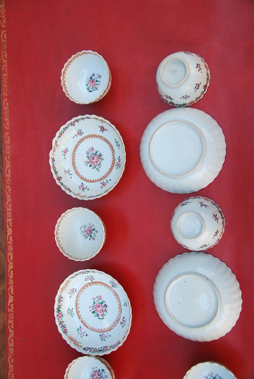 Elegant Suite Of Six Sorbets In Qialong Porcelain, Compagnie Des Indes