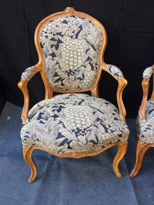 Paire de fauteuils cabriolets Louis XV