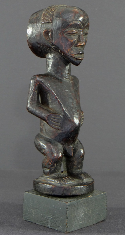 Repubblica Democratica Del Congo, Popolo Luba, Anni '60, Figura Di Antenato In Legno Intagliato.