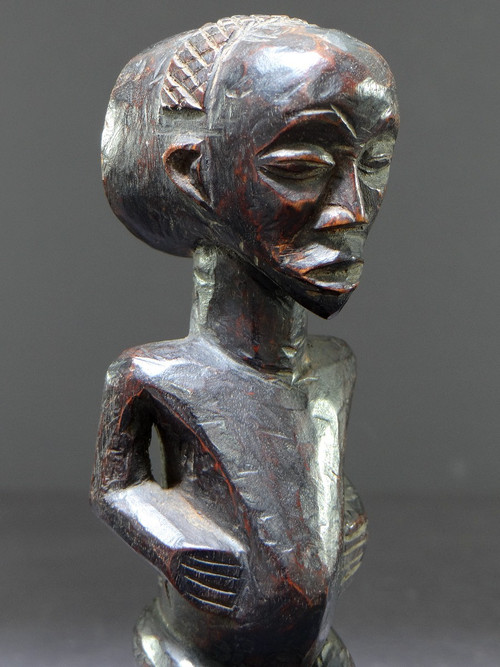 Repubblica Democratica Del Congo, Popolo Luba, Anni '60, Figura Di Antenato In Legno Intagliato.