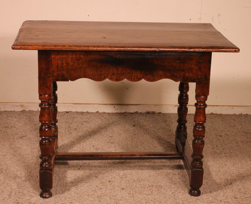 Table Louis XIII En Noyer -17° Siècle