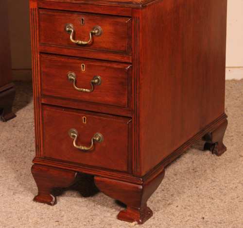 Petit Bureau à Caissons En Acajou 19° Siècle