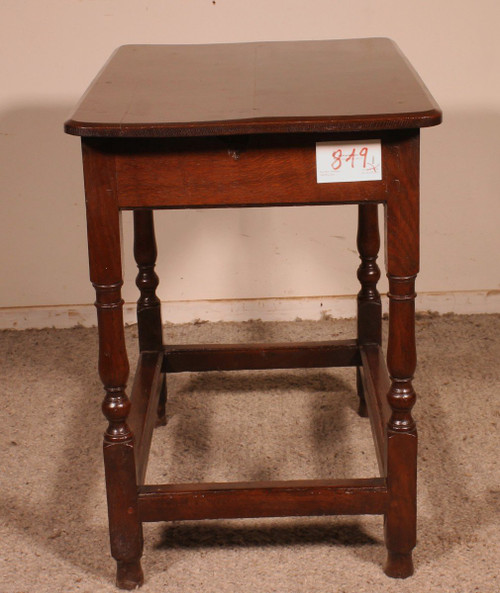 Table d'Appoint En Chêne -18° Siècle