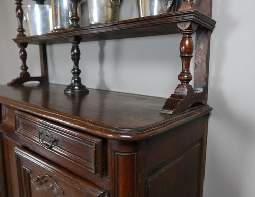 Eighteenth Century Dresser