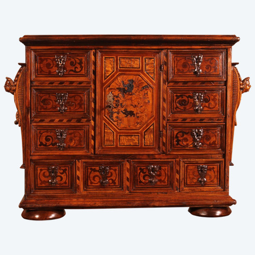 Cabinet Forêt Noir Daté 1590