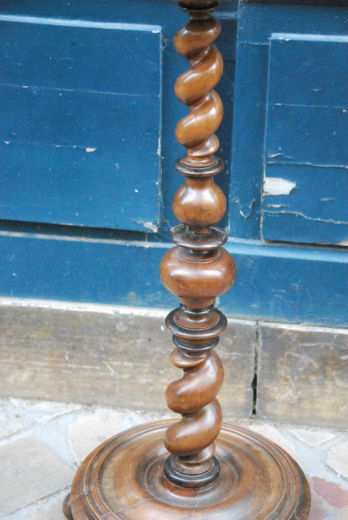 Bolster Or Torch Holder In Walnut Early 18th Century