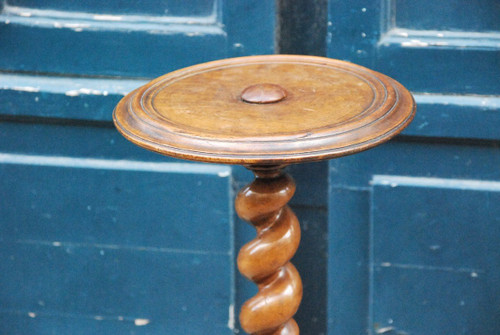 Bolster Or Torch Holder In Walnut Early 18th Century