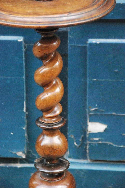 Bolster Or Torch Holder In Walnut Early 18th Century