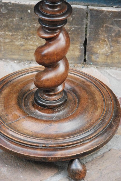 Bolster Or Torch Holder In Walnut Early 18th Century