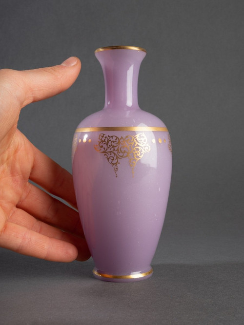 Petit Vase En Opaline, Baccarat, XIXe Siècle