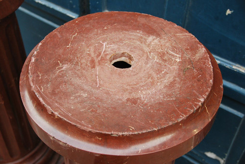 Paire De Colonnes Cannelées Façon Marbre Rouge Royal XIXe siècle
