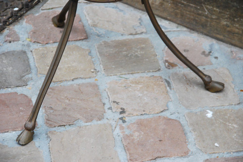 Dreibeiniger Tisch im Directoire-Stil