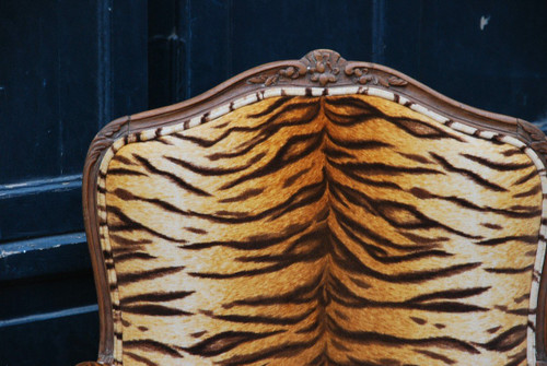 Large Fauteuil à Dossier Plat époque Louis XV   XVIIIe siècle