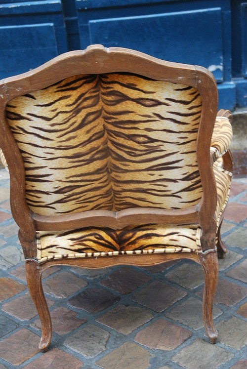 Large Fauteuil à Dossier Plat époque Louis XV   XVIIIe siècle