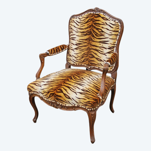 Large Fauteuil à Dossier Plat époque Louis XV   XVIIIe siècle