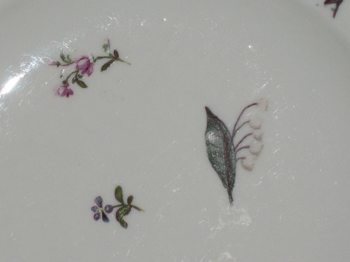 Pair of Saxony porcelain plates with floral decoration, 18th century