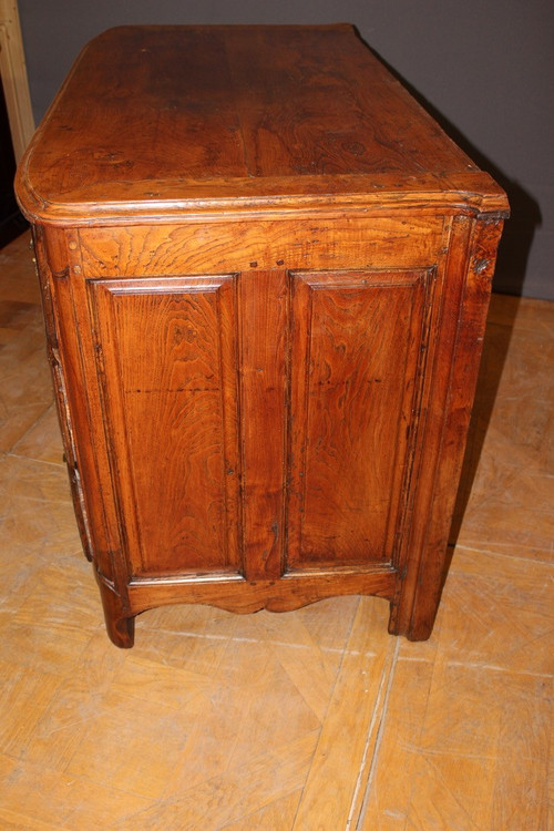 Commode Louis XIV à Façade Bombée En Frêne XVIII 