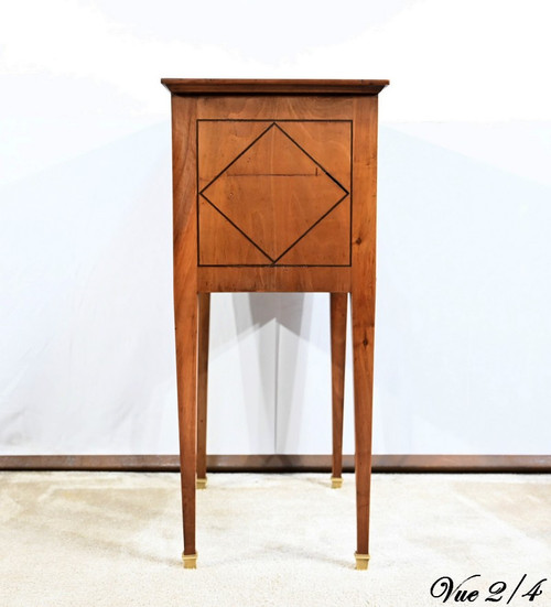 Petit Meuble de Salon en Noyer, style Transition Louis XVI/Directoire – 1ère Partie XIXe
