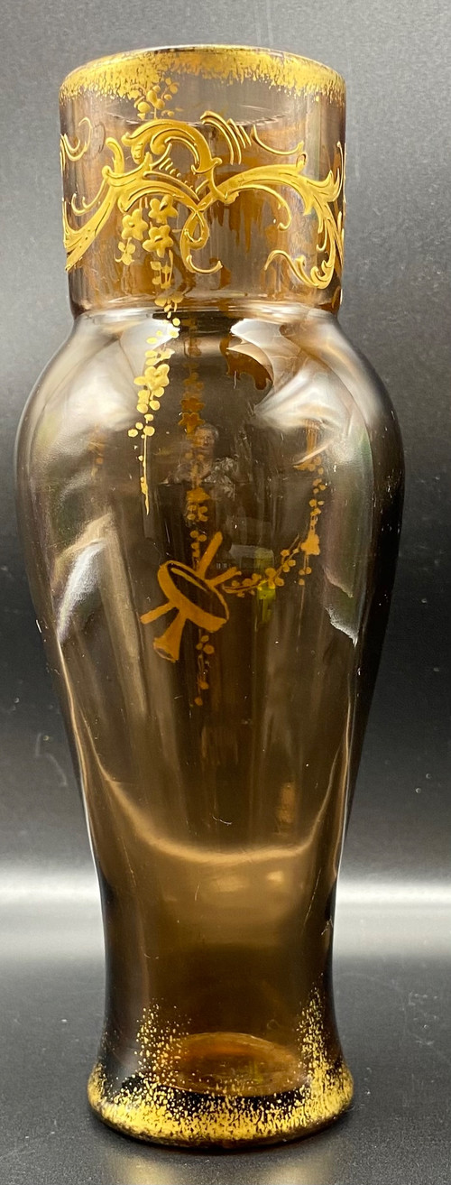 SAINT LOUIS CRYSTAL VASE