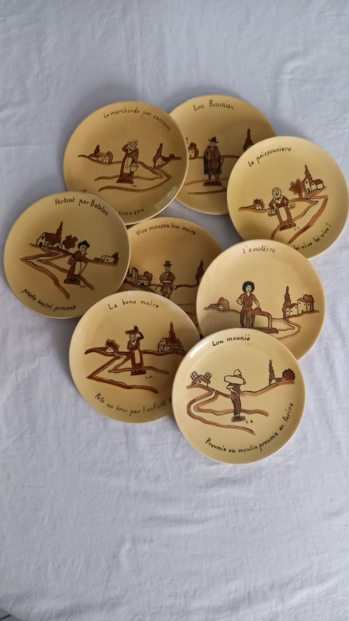 Plates Aubagne earthenware 20th century