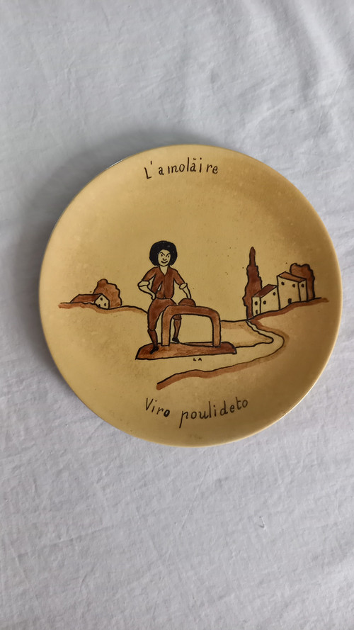 Plates Aubagne earthenware 20th century