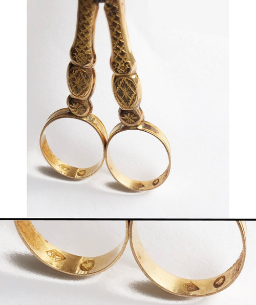 Etui Nécessaire de couture Ciseaux ancien OR MASSIF 18K XVIIIe XIXe perles sable