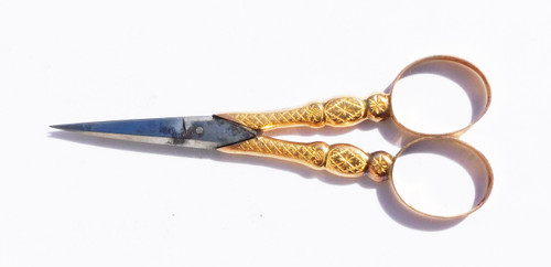 Etui Nécessaire de couture Ciseaux ancien OR MASSIF 18K XVIIIe XIXe perles sable