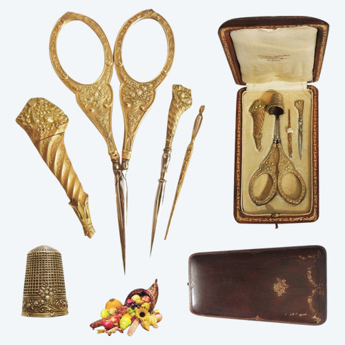 Antique sewing set VERMEIL horn of plenty case