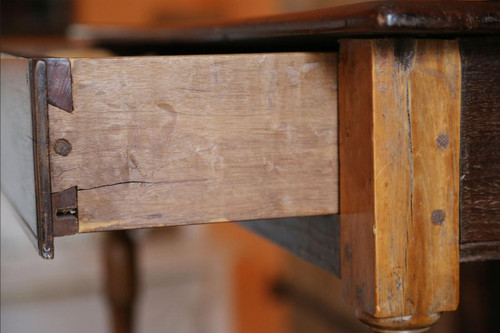 Table En Gaïac, XIXeme