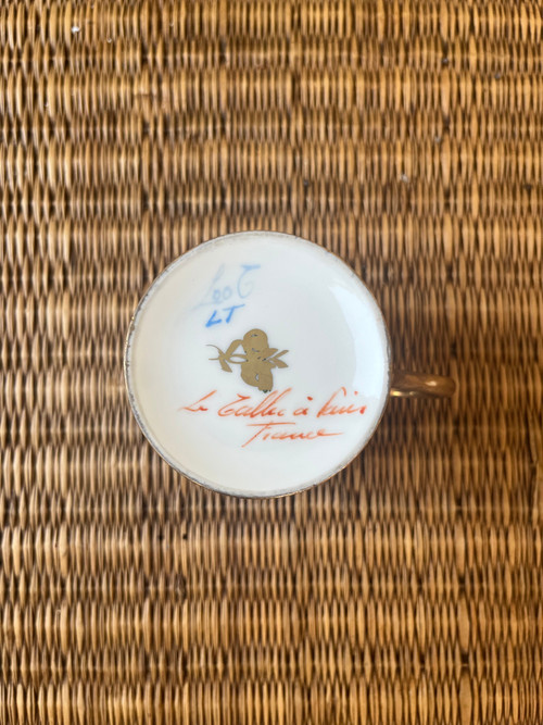 Tazza e piattino in porcellana