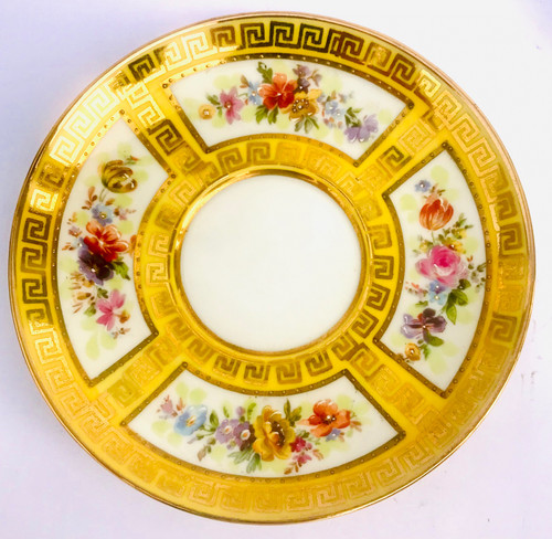Paire de tasses à thé et leurs sous-tasses en porcelaine fine de Saxe 