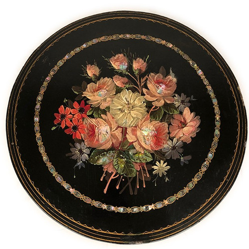 Tavolino Napoleone III, vassoio con decoro dipinto di fiori e borgogna