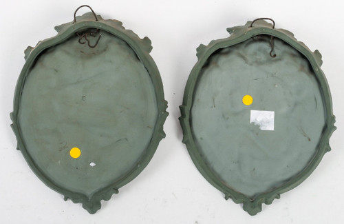 Coppia di Piatti in Porcellana Stile Wedgwood, Fine XIX Secolo