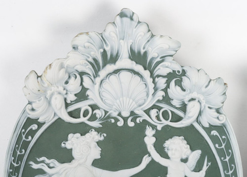 Coppia di Piatti in Porcellana Stile Wedgwood, Fine XIX Secolo