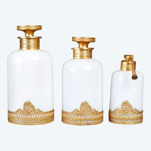 Century toilet service in baccarat opaline Charles X period