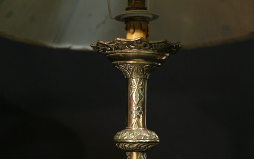 Coppia di lampade neogotiche in bronzo