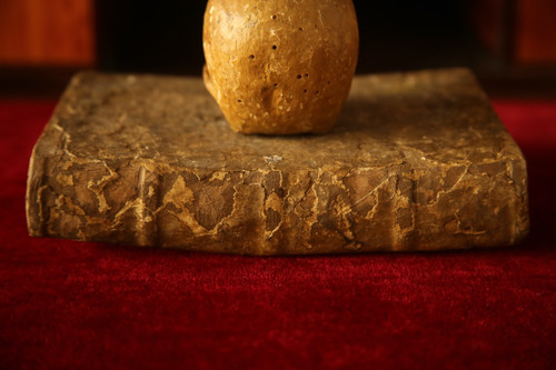  Carved book vanity, wood and parchment, German work from the 18th century.