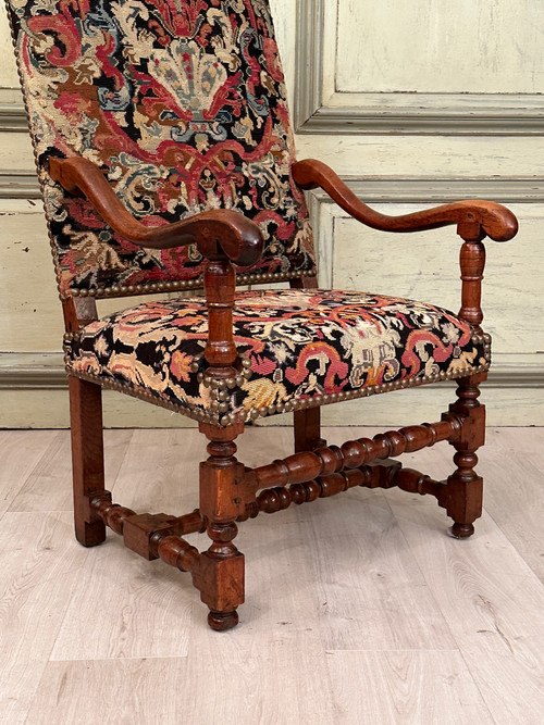 Fauteuil A Dossier Plat En Noyer d'Epoque Louis XIV XVIIeme