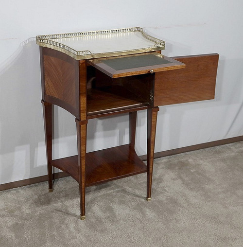 Petite Table de Salon dans le goût Louis XVI – Milieu XIXe