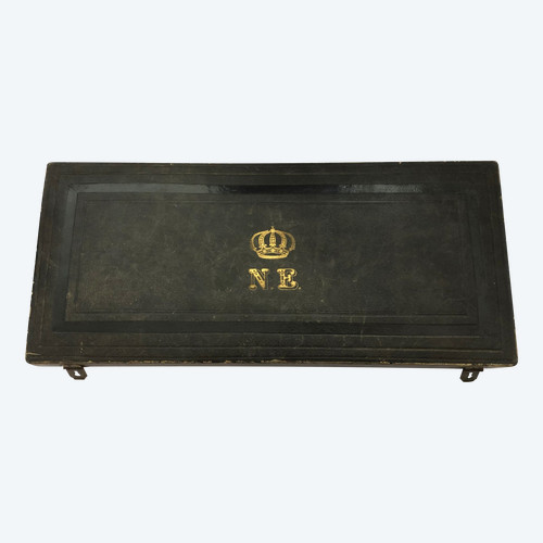 Coffret de couverts de service NOEUD GORDIEN en argent MINERVE, chiffré aux initiales impériales NE / Napoléon III et Eugénie