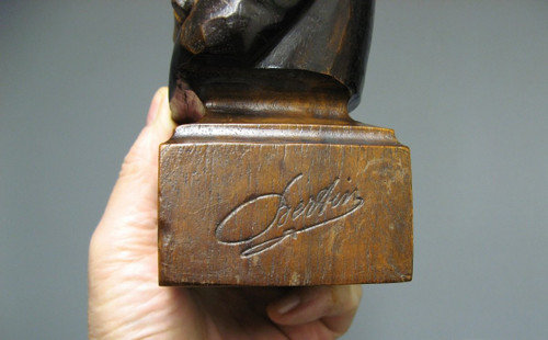 Busto in legno intagliato policromo di Napoleone I.